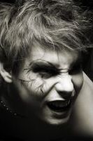 Piękna i Bestia (II)