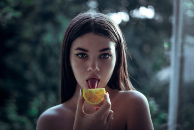 Teoretycznie: córka 