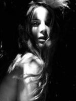 Opowieść o Królowej co topić smutek chciała...